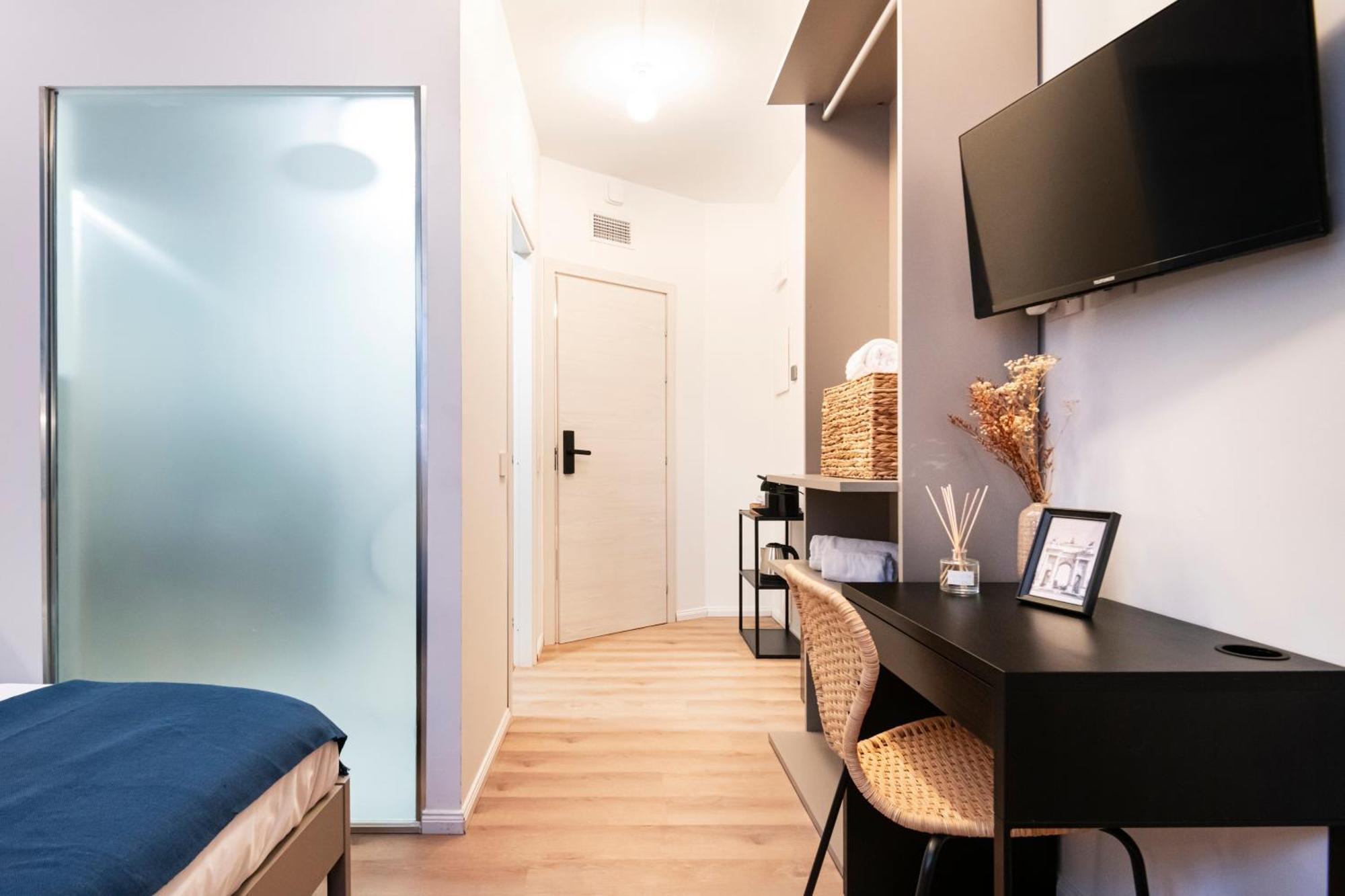 Easylife - Suite In Centrale มิลาน ภายนอก รูปภาพ